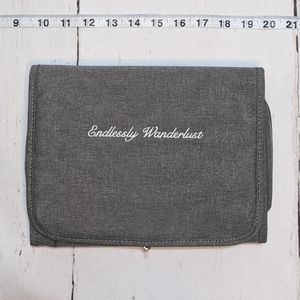 ENDLESSLY WANDERLUST Travel Jewelry Bag Grey Gray